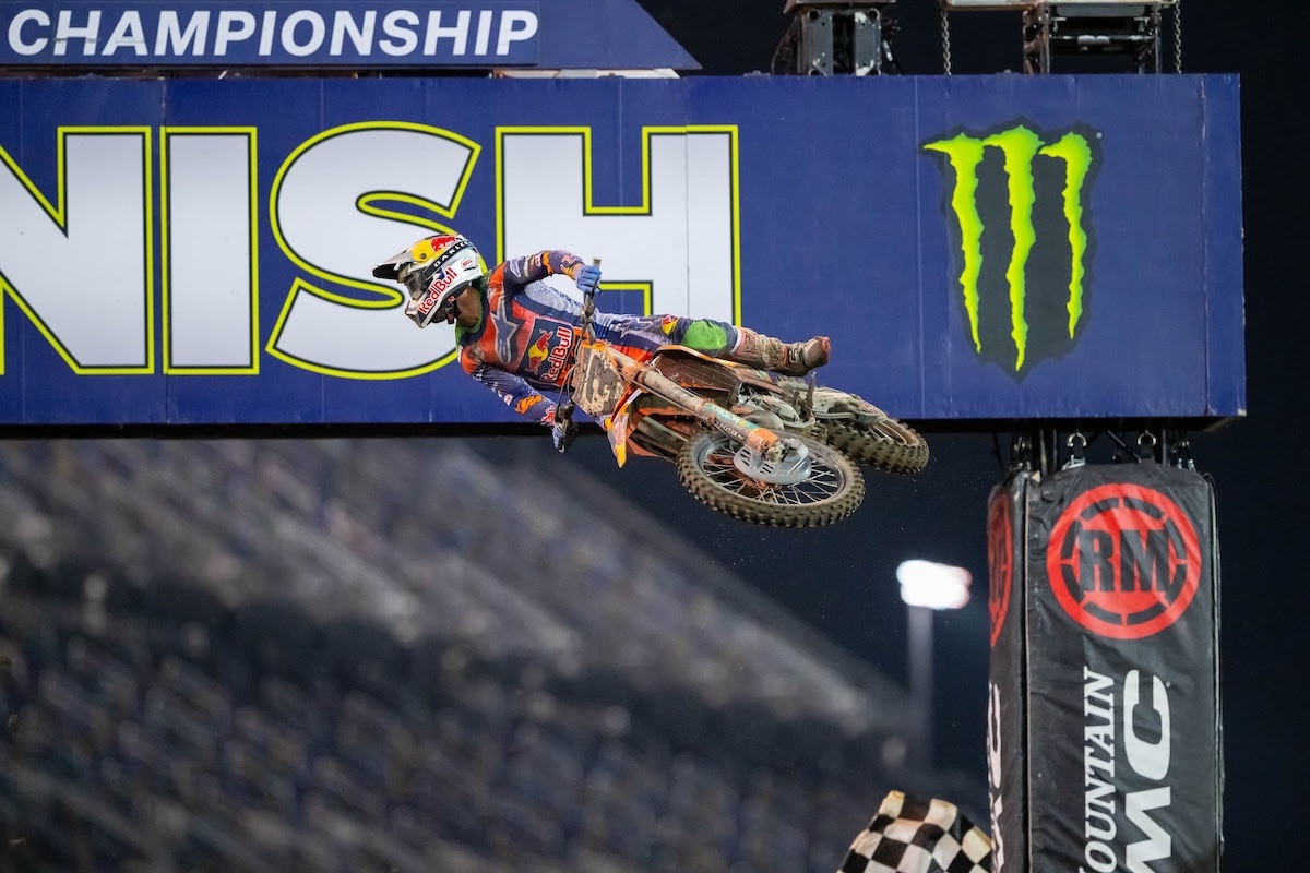SUPERMOTOCROSS 2026 : ELI TOMAC BECOMES MOST DECORATED RACER IN