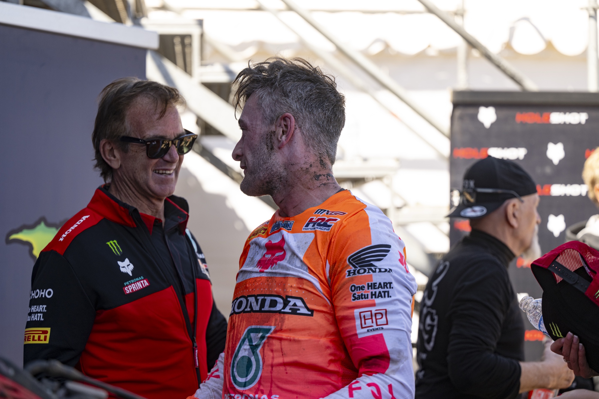 HERLINGS GOES ONE-ONE AND TAKES MXGP RED-PLATE AFTER VICTORY IN